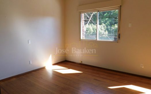 SALA COMERCIAL NO 2º ANDAR NA AV. RIO BRANCO