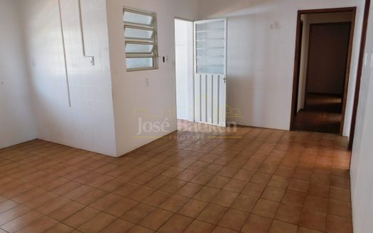 SALA COMERCIAL NO 2º ANDAR NA AV. RIO BRANCO