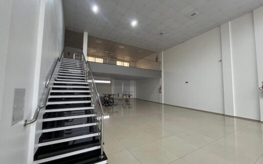 SALA COMERCIAL NO CENTRO