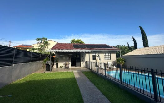 CASA DE ALTO PADRÃO NO BAIRRO SÃO FRANCISCO