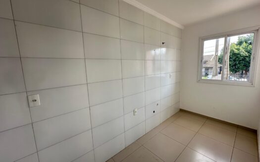 CASA NO BAIRRO CRUZEIRO