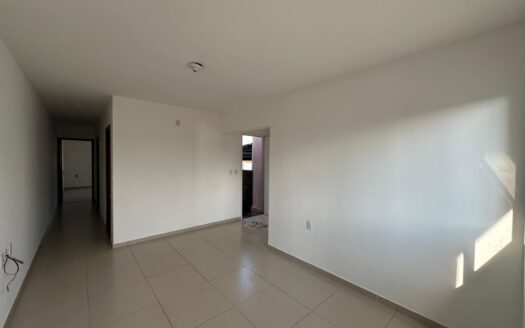 CASA NO BAIRRO CRUZEIRO