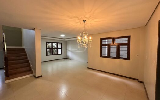 CASA DE ALTO PADRÃO NO BAIRRO SÃO FRANCISCO