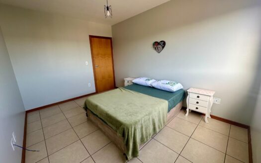 APARTAMENTO SEMI MOBILIADO NO EDIFÍCIO VILLA BELLA