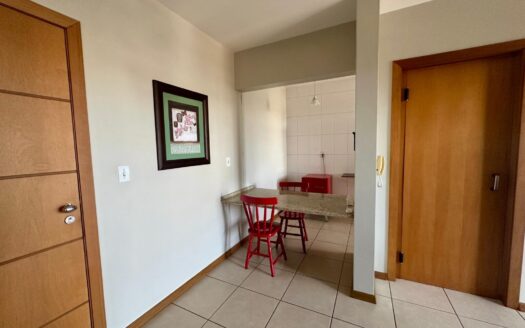 APARTAMENTO SEMI MOBILIADO NO EDIFÍCIO VILLA BELLA